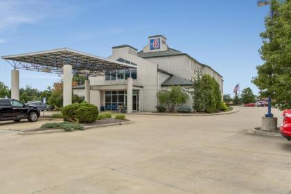 Motel 6-Medina OH - Cleveland - image 14