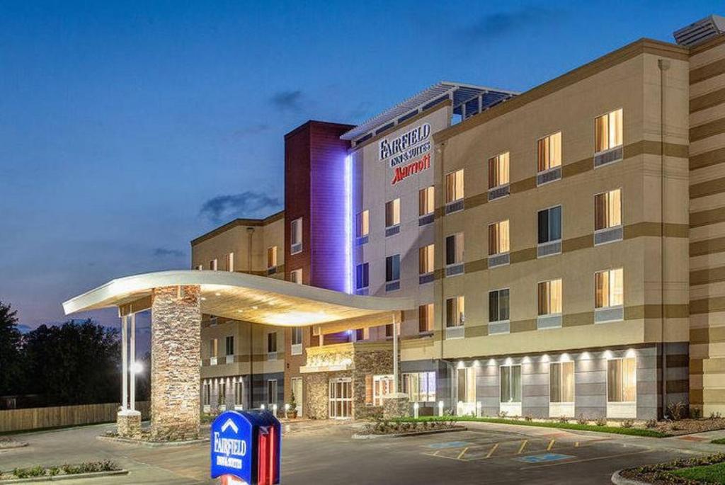 Fairfield Inn & Suites by Marriott Medina - main image