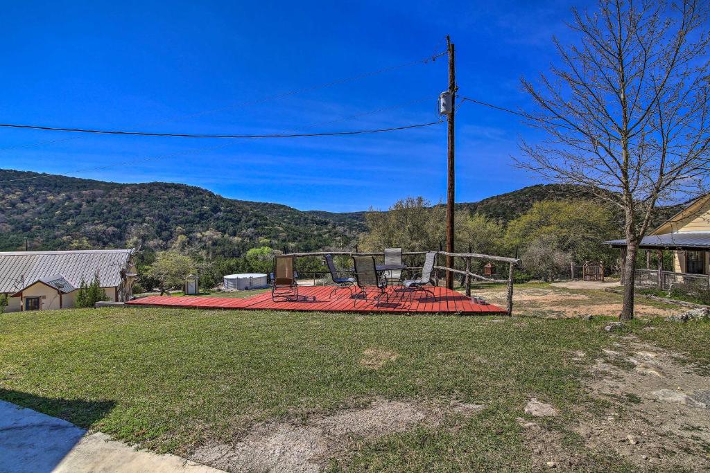 Cozy Medina Cottages with Patio and Mountain Views! - image 2