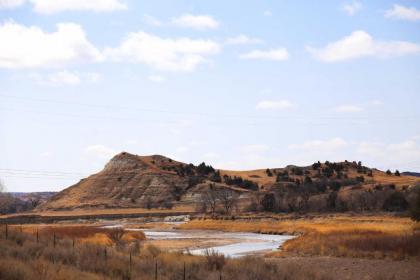 Downtown Medora Escape with Deck Near Trails and Sites - image 14