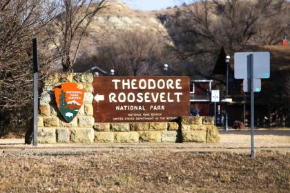 Badlands Suite - Walk to Roosevelt National Park - image 8