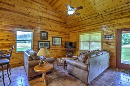 Dream Valley Mountain View Cabin with Covered Porch! - image 15