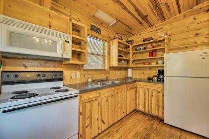 The Dreamcatcher Mountain View Cabin with Deck - image 8