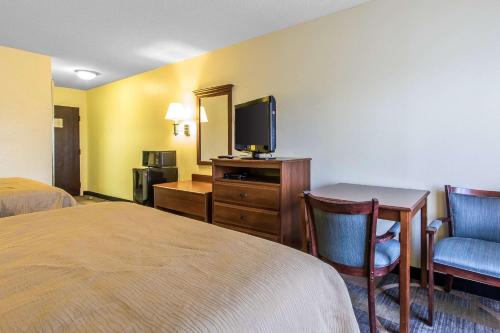 Quality Inn & Suites Memphis East - image 2