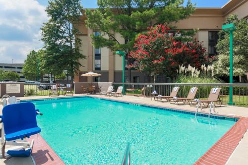 Hampton Inn Memphis-Walnut Grove/Baptist East - image 4