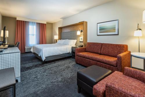 Holiday Inn Hotel & Suites Memphis-Wolfchase Galleria an IHG Hotel - image 4