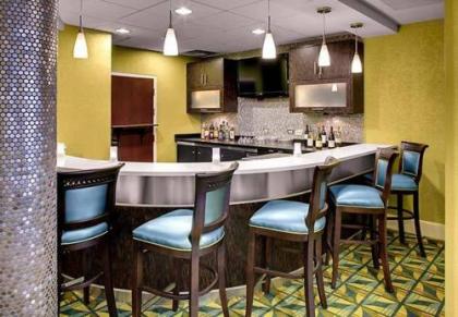 SpringHill Suites Memphis Downtown - image 2