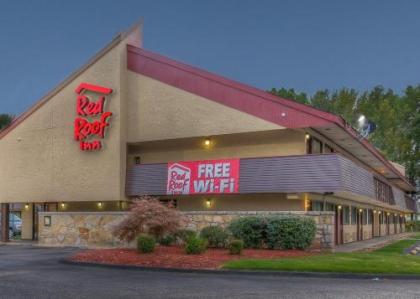 Red Roof Inn Memphis East - image 2