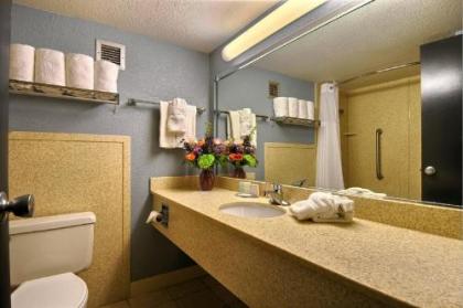 Travelodge by Wyndham Memphis Airport/Graceland - image 3