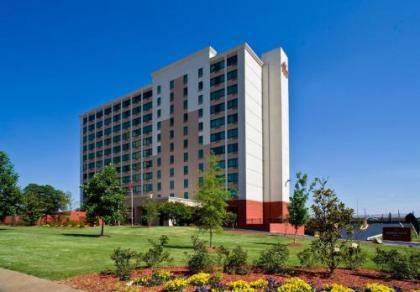 Crowne Plaza Memphis Downtown an IHG Hotel