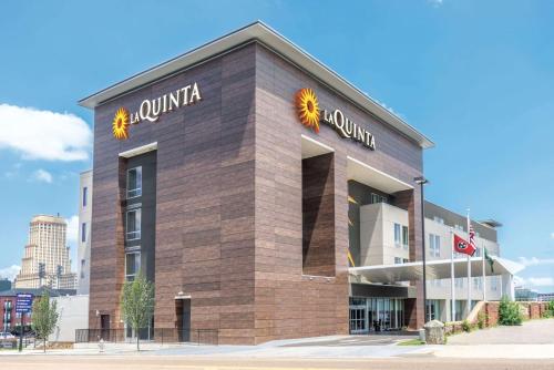 La Quinta by Wyndham Memphis Downtown - main image