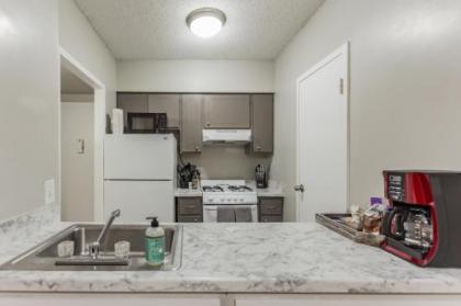 Beautiful Studio in Downtown Memphis + River Views - image 2