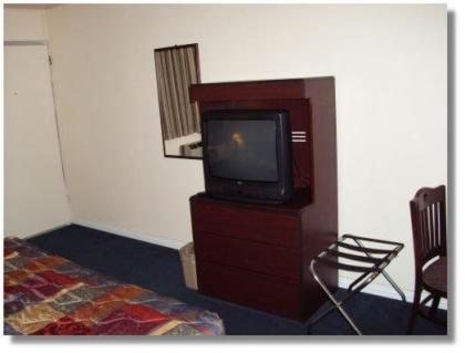 Executive Inn at Mena - image 5