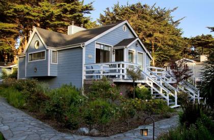 Agate Cove Inn - image 15