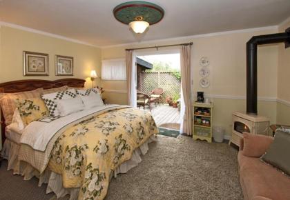 Headlands Inn Bed and Breakfast - image 12