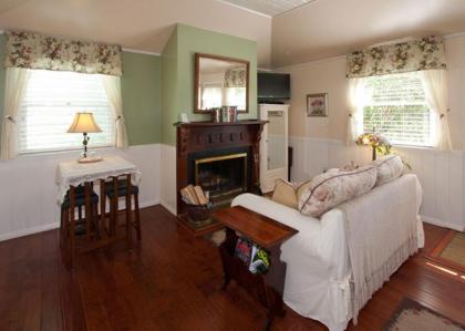 Headlands Inn Bed and Breakfast - image 14