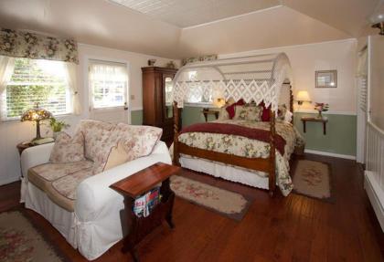 Headlands Inn Bed and Breakfast - image 8