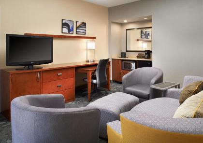 Courtyard by Marriott Minneapolis-St. Paul Airport - image 10