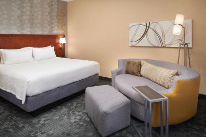 Courtyard by Marriott Minneapolis-St. Paul Airport - image 8