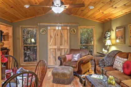 Romantic Tree House Cottage - Minutes to Mentone! - image 14