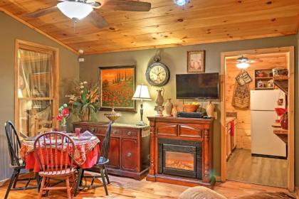 Romantic Tree House Cottage - Minutes to Mentone! - image 15