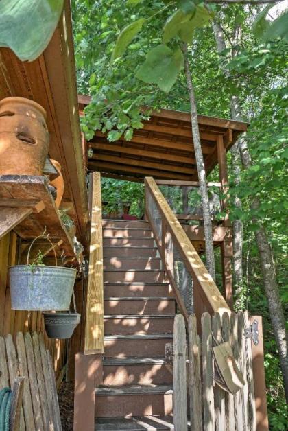 Charming Tree House Cottage on Lookout Mountain! - image 14