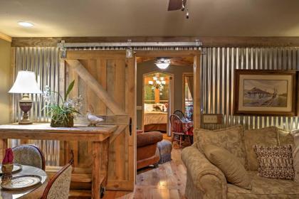 Charming Tree House Cottage on Lookout Mountain! - image 2