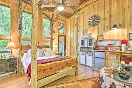 Intimate Treehouse Retreat for 2 by Mentone! - image 13