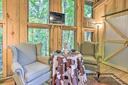 Intimate Treehouse Retreat for 2 by Mentone! - image 14