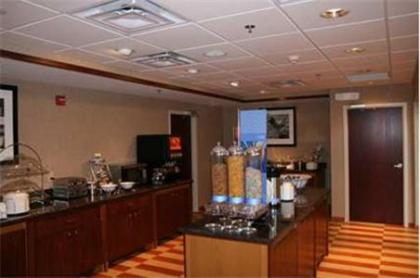 Hampton Inn & Suites Cleveland-Mentor - image 14