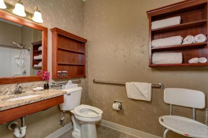 Best Western Plus Lawnfield Inn and Suites - image 5