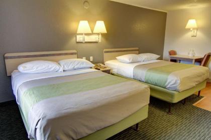 Suburban Extended Stay Hotel - image 9