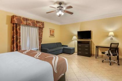 Quality Inn & Suites at The Outlets Mercedes/Weslaco - image 9