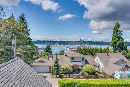 Mercer Island- Mt Saint Helens Room - image 9