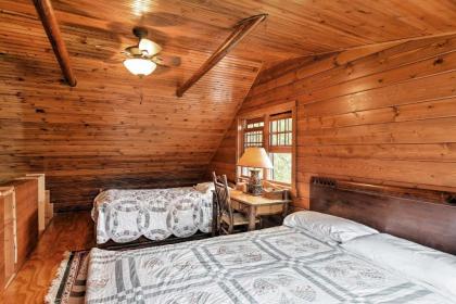 Lakefront Mercer Cabin with 2 Lofts Fire Pit and Porch - image 15