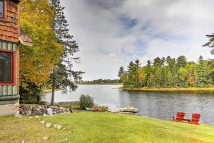 Lakefront Mercer Cabin with 2 Lofts Fire Pit and Porch - image 8