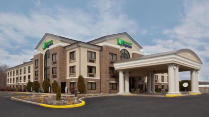 Holiday Inn Express Grove City   Premium Outlet mall an IHG Hotel mercer Pennsylvania