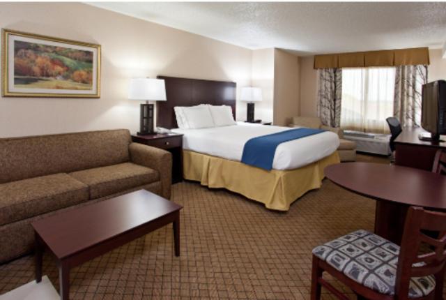 Holiday Inn Express Grove City - Premium Outlet Mall an IHG Hotel - image 3