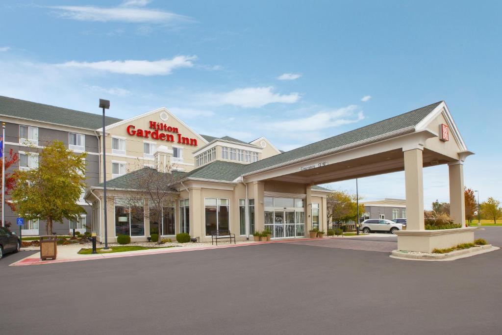 Hilton Garden Inn Merrillville - main image