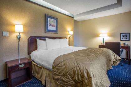 Clarion Inn Merrillville - image 13