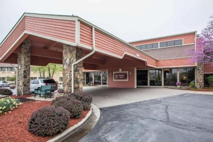 Clarion Inn Merrillville - image 9