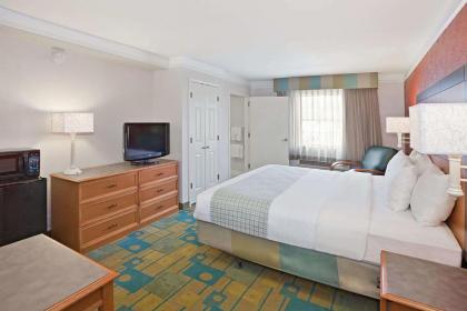 La Quinta Inn by Wyndham Merrillville - image 11