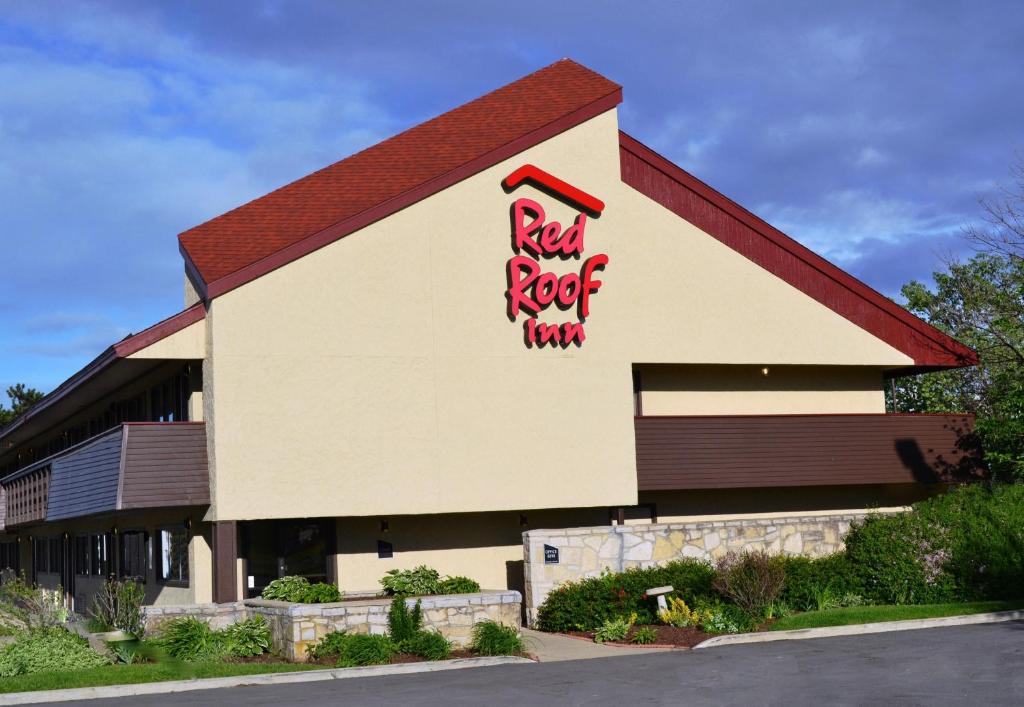 Red Roof Inn Merrillville - main image