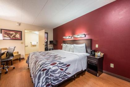 Red Roof Inn Merrillville - image 8