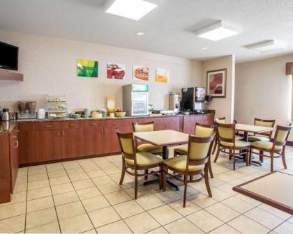 Quality Inn Merrillville - image 12