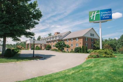 Holiday Inn Express and Suites Merrimack an IHG Hotel - image 5
