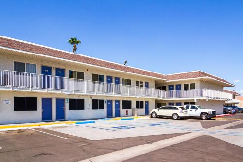 Motel 6 Mesa North - main image