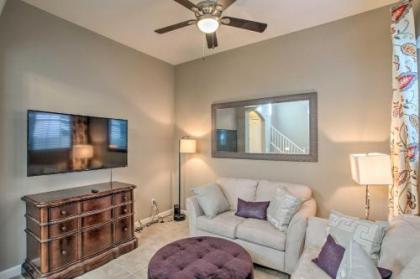 Elegant Palms Townhome with Patio and Resort Amenities! - image 3