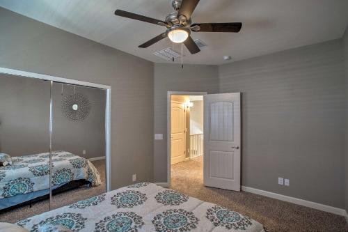 Elegant Palms Townhome with Patio and Resort Amenities! - image 4