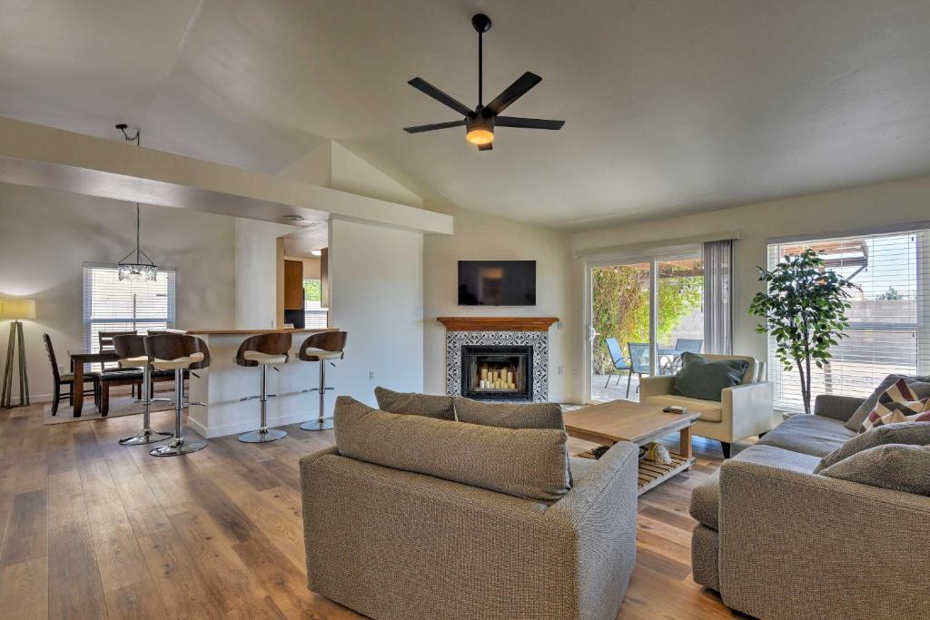 Newly Remodeled Mesa Home with Backyard and Fire Pit! - main image